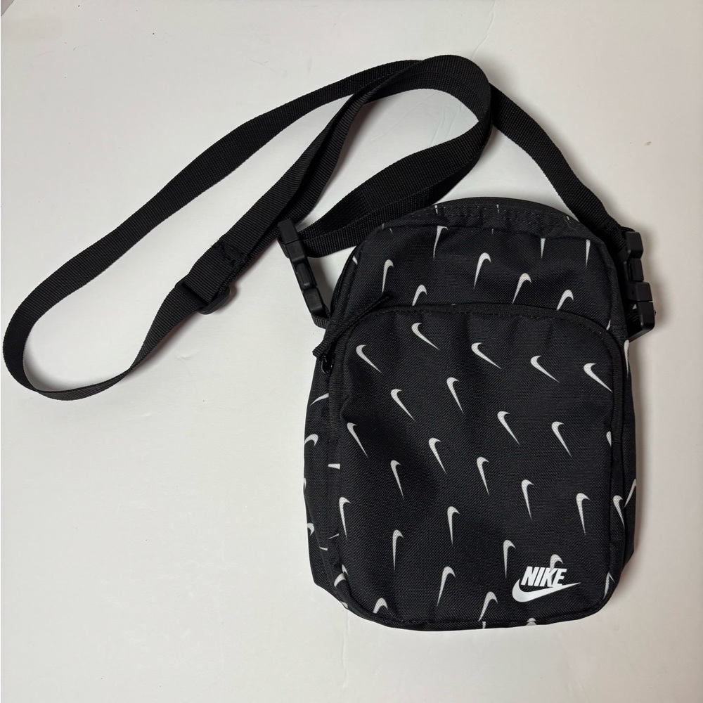 Nike Unisex Crossbody Bag Mens Womens Purse